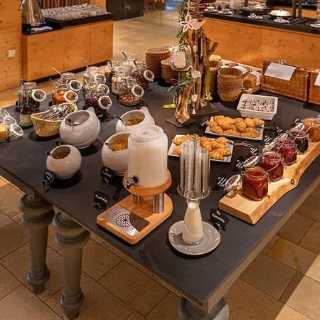 Hotel Lindenwirt 4*