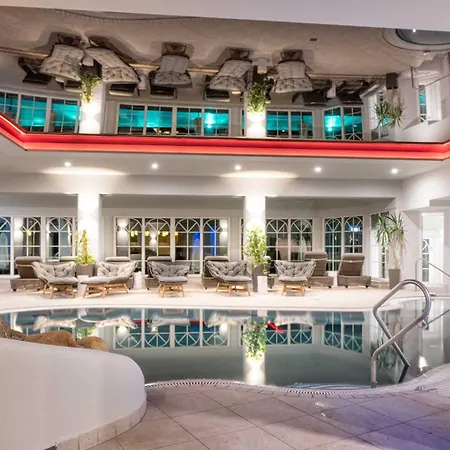 Lindenwirt Hotel 4*